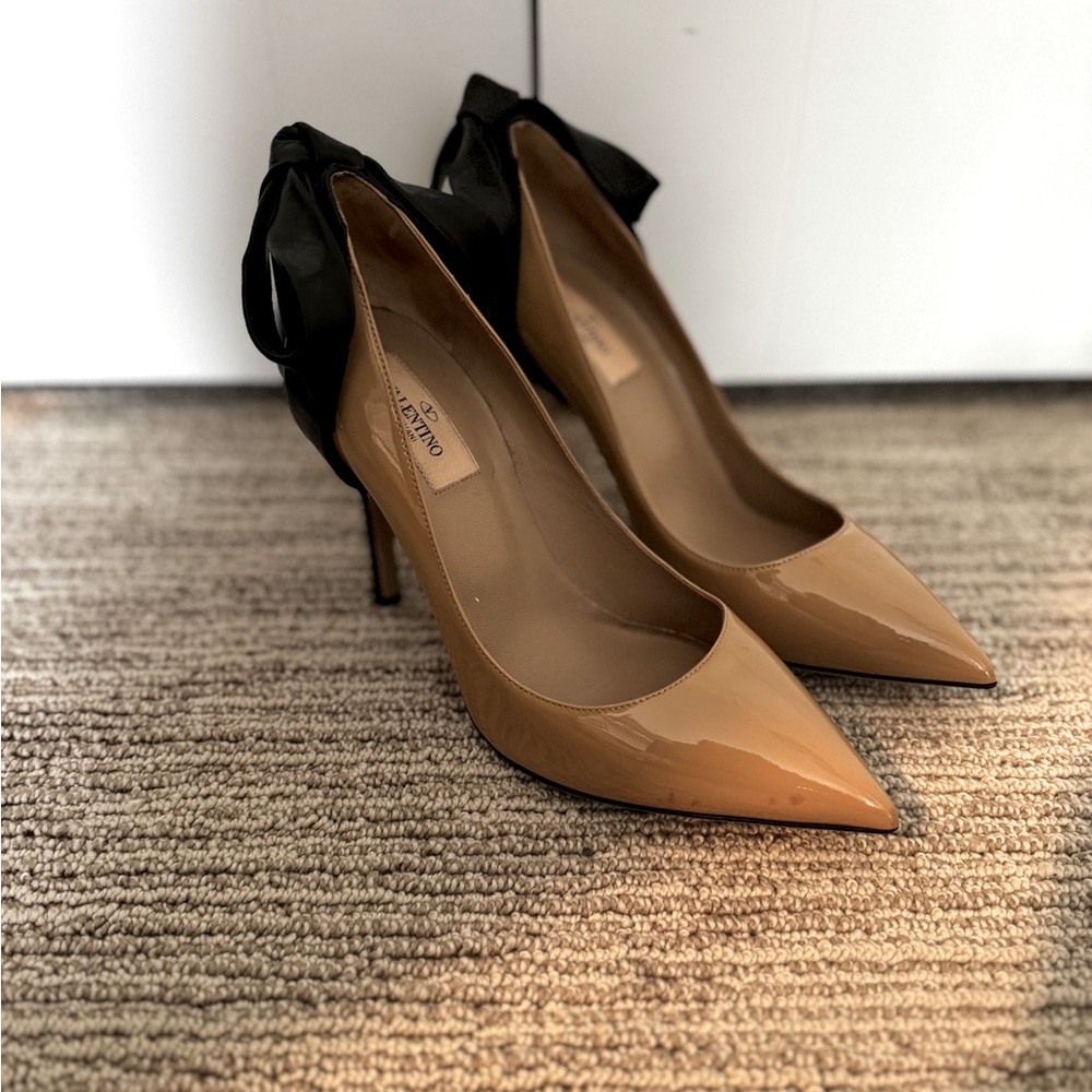 Garavani Valentino High Heel Pumps